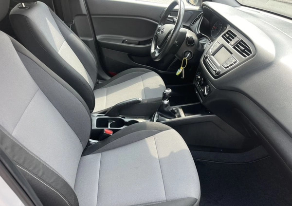 Hyundai i20 cena 46500 przebieg: 56000, rok produkcji 2019 z Piotrków Trybunalski małe 254